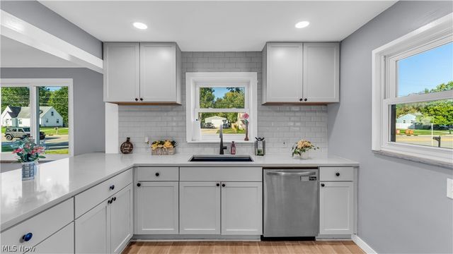 5861 Stearns Road, North Olmsted, OH 44070