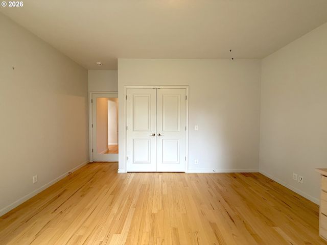 2602 CUMBERLAND Dr, Eugene, OR 97408
