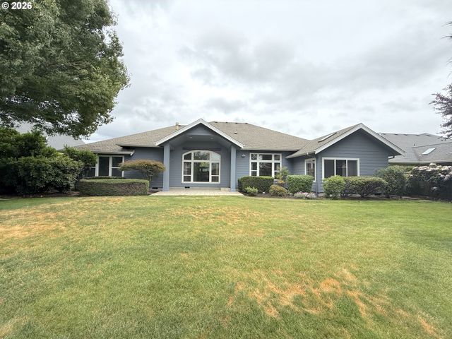 2602 CUMBERLAND Dr, Eugene, OR 97408