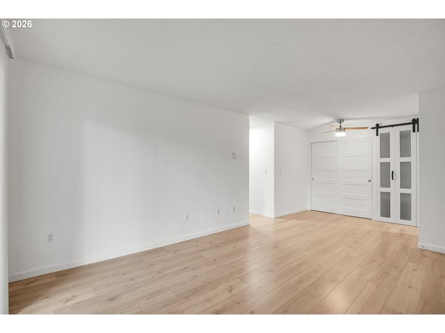 5488 Sw ALGER Ave 5, Beaverton, OR 97005