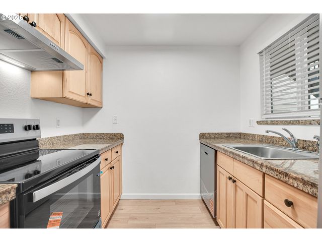 5488 Sw ALGER Ave 5, Beaverton, OR 97005