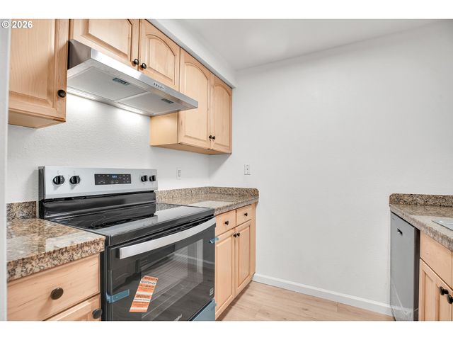 5488 Sw ALGER Ave 5, Beaverton, OR 97005