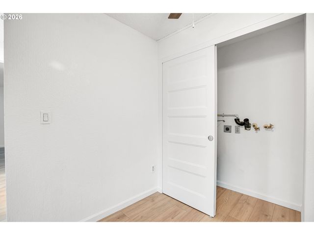 5488 Sw ALGER Ave 5, Beaverton, OR 97005