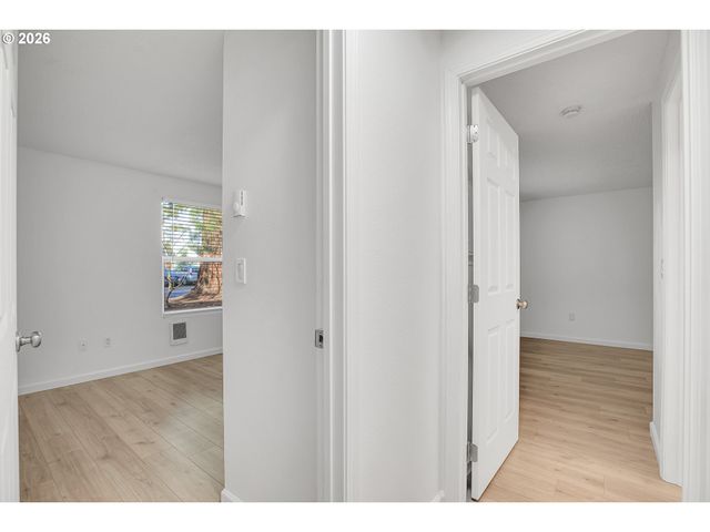 5488 Sw ALGER Ave 5, Beaverton, OR 97005