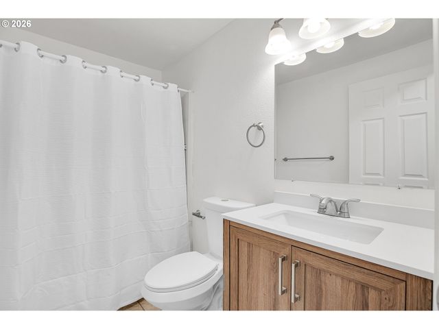 5488 Sw ALGER Ave 5, Beaverton, OR 97005