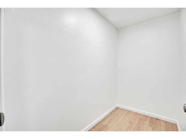 5488 Sw ALGER Ave 5, Beaverton, OR 97005