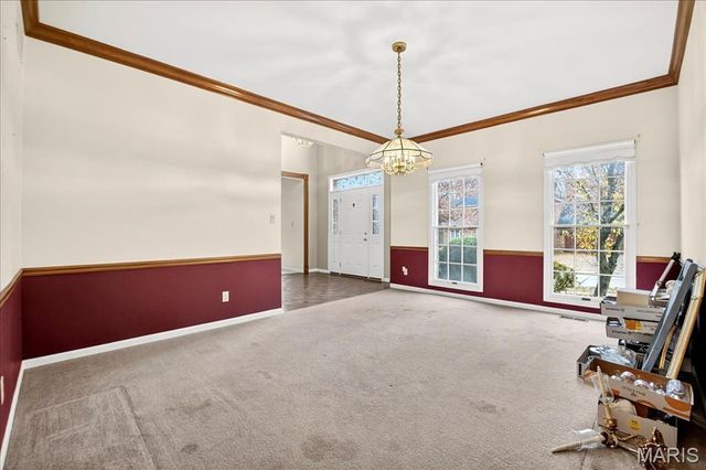 2566 Christopher Oaks Court, Oakville, MO 63129