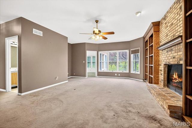 2566 Christopher Oaks Court, Oakville, MO 63129