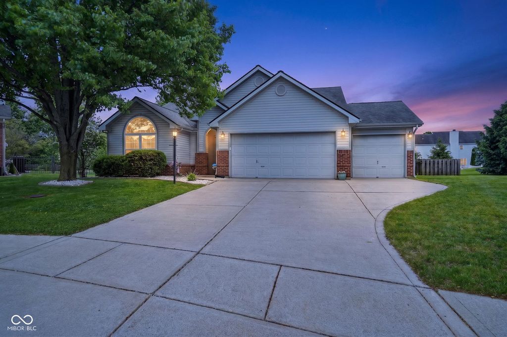 12675 Adirondack Court, Fishers, IN 46037