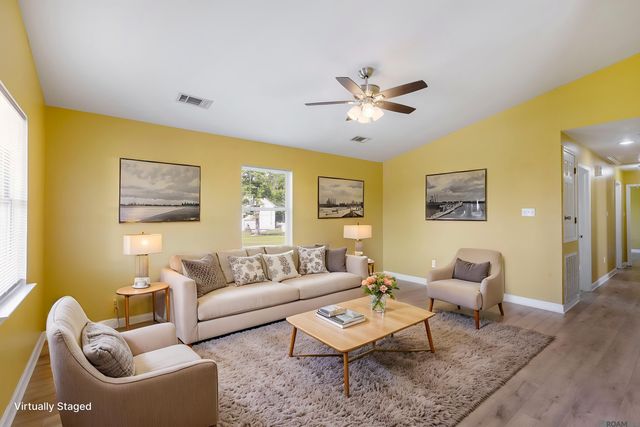 26293 Riverscape Dr, Springfield, LA 70462