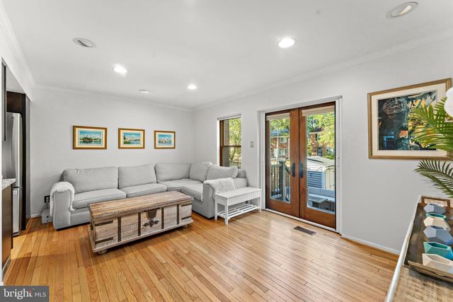 502 S HENRY ST, Alexandria, VA 22314