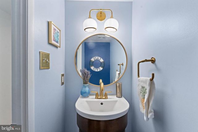 502 S HENRY ST, Alexandria, VA 22314