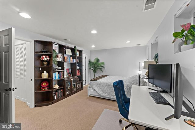 502 S HENRY ST, Alexandria, VA 22314