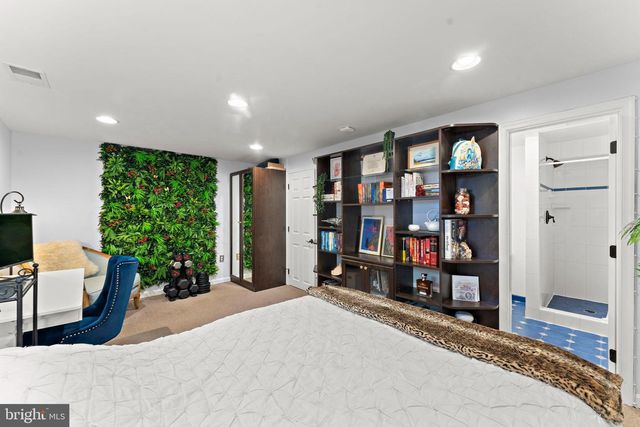 502 S HENRY ST, Alexandria, VA 22314