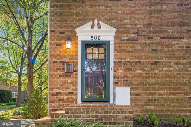 502 S HENRY ST, Alexandria, VA 22314