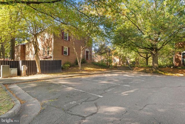 502 S HENRY ST, Alexandria, VA 22314