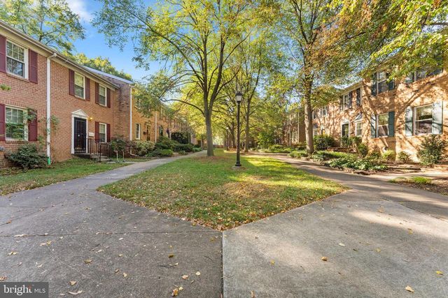 502 S HENRY ST, Alexandria, VA 22314