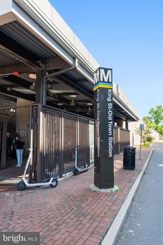 502 S HENRY ST, Alexandria, VA 22314