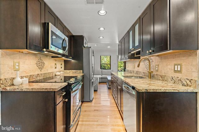 502 S HENRY ST, Alexandria, VA 22314