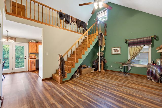 513 Valley Ridge Rd, Jamestown, TN 38556