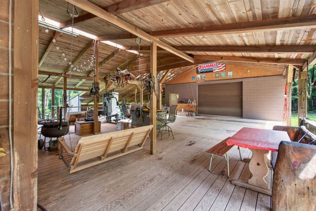 513 Valley Ridge Rd, Jamestown, TN 38556