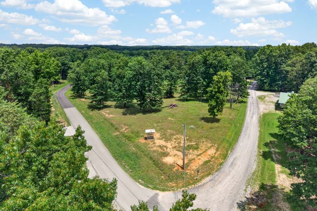 513 Valley Ridge Rd, Jamestown, TN 38556