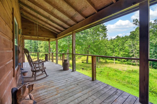 513 Valley Ridge Rd, Jamestown, TN 38556