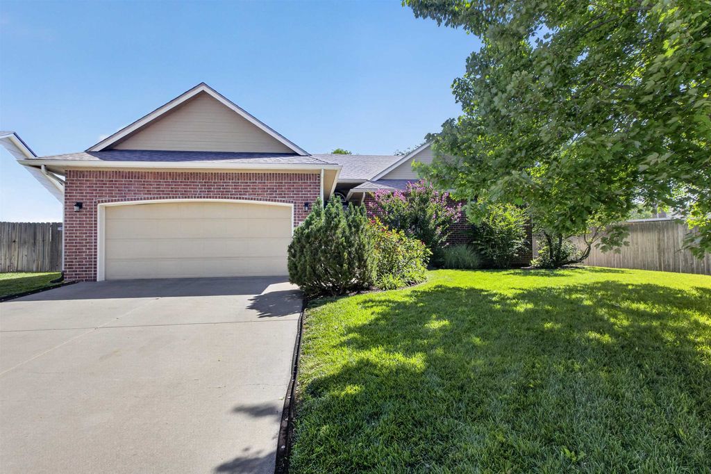 10502 W Taft St., Wichita, KS 67209