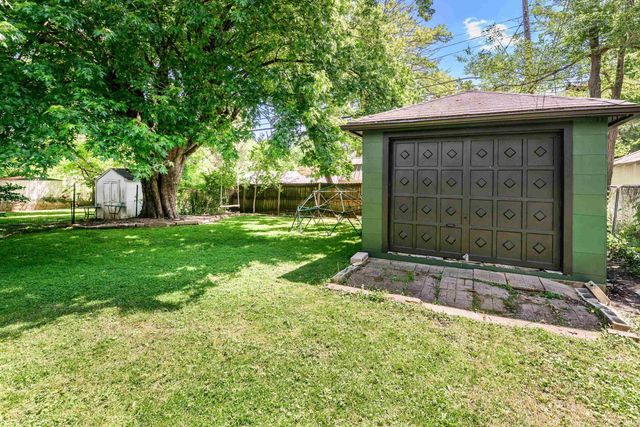206 E Hillside Drive, Bloomington, IN 47401