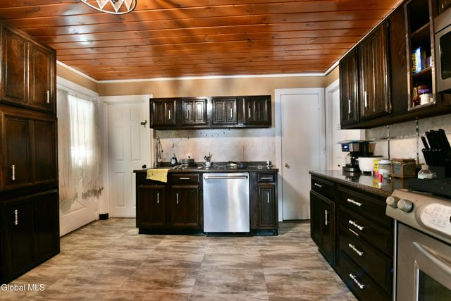 107 Dove Street, Johnstown, NY 12095