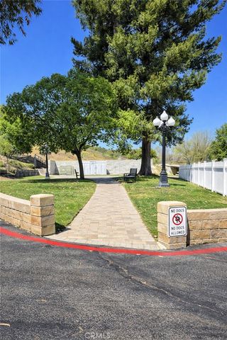 30000 Hasley Canyon 31, Castaic, CA 91384