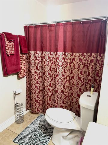 6906 Van Maren Ln, Citrus Heights, CA 95621