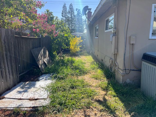 6906 Van Maren Ln, Citrus Heights, CA 95621