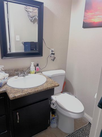 6906 Van Maren Ln, Citrus Heights, CA 95621
