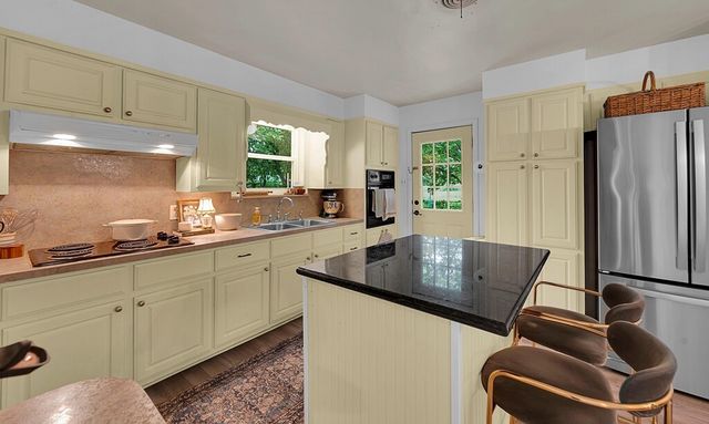 7741 Fairway Road, Woodway, TX 76712