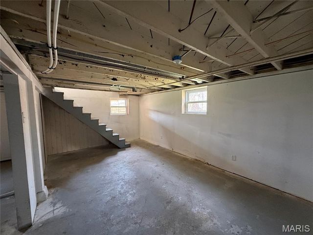 3932 Schiller Place, St Louis, MO 63116