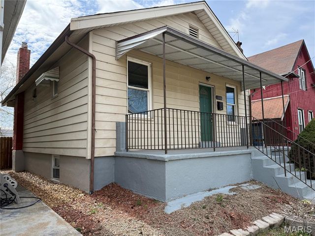 3932 Schiller Place, St Louis, MO 63116