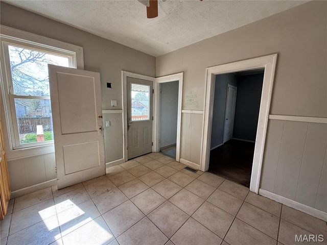 3932 Schiller Place, St Louis, MO 63116