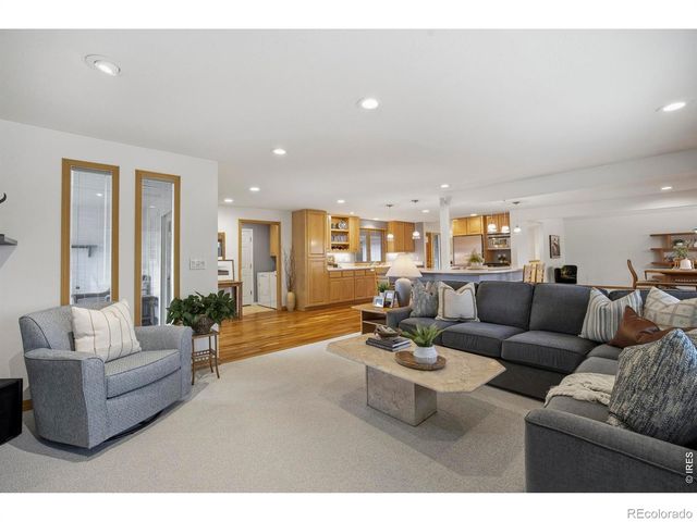 6006 Fox Hill Drive, Longmont, CO 80504