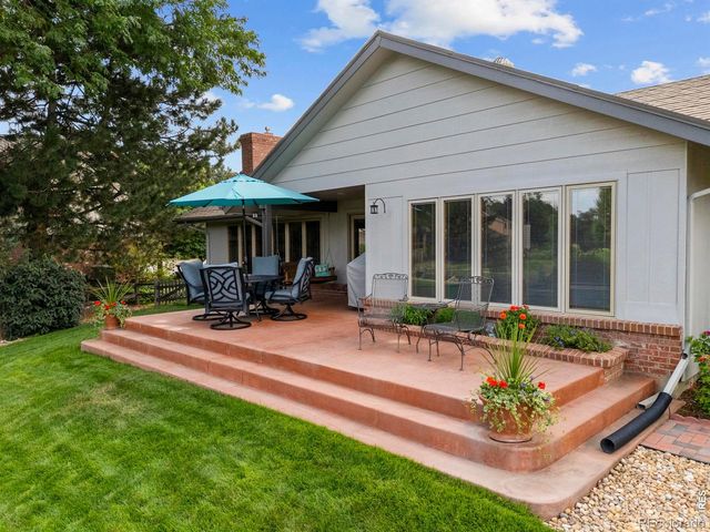 6006 Fox Hill Drive, Longmont, CO 80504