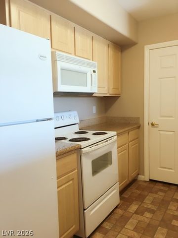 8000 Badura Avenue 2190, Las Vegas, NV 89113