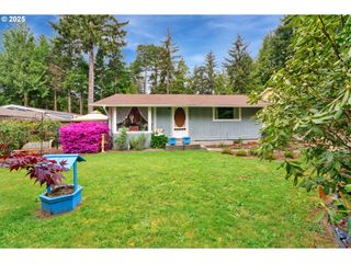 89228 SHORE CREST Dr, Florence, OR 97439