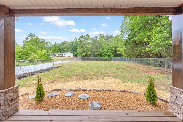 115 McNair Drive, Westminster, SC 29693