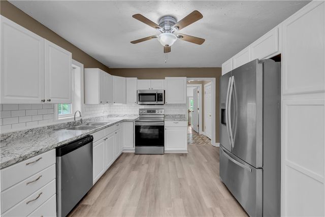 115 McNair Drive, Westminster, SC 29693