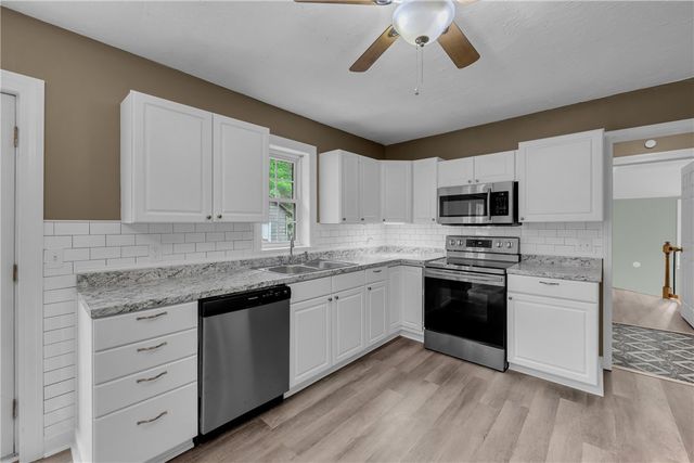 115 McNair Drive, Westminster, SC 29693