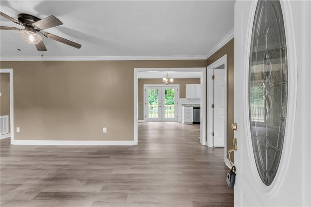 115 McNair Drive, Westminster, SC 29693