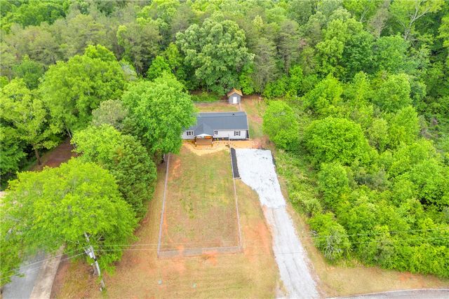 115 McNair Drive, Westminster, SC 29693