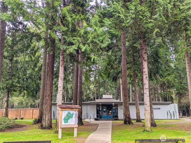 4819 96th Avenue W, University Place, WA 98467