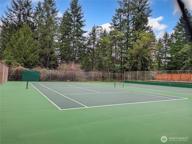 4819 96th Avenue W, University Place, WA 98467