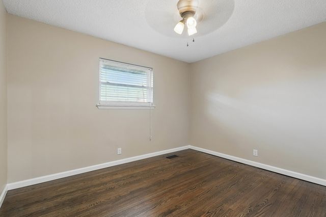 38 Phillips Drive, Fort Oglethorpe, GA 30742